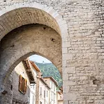 Locazione Turistica Via Saffi 10 Apartman