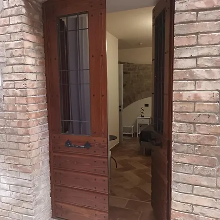 Locazione Turistica Via Saffi 10 Apartment *