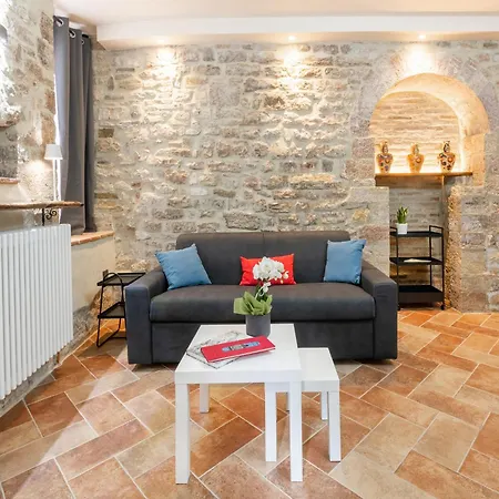 Apartment Locazione Turistica Via Saffi 10 *