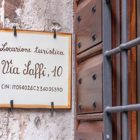 Apartment Locazione Turistica Via Saffi 10 *